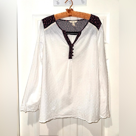 Matilda Jane Tops - MATILDA JANE Snow Globe Tunic White Embroidered Swiss Dot Top Size S